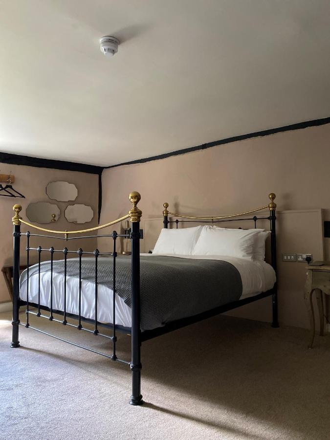 The Woolpack Hotel 텐터든 외부 사진